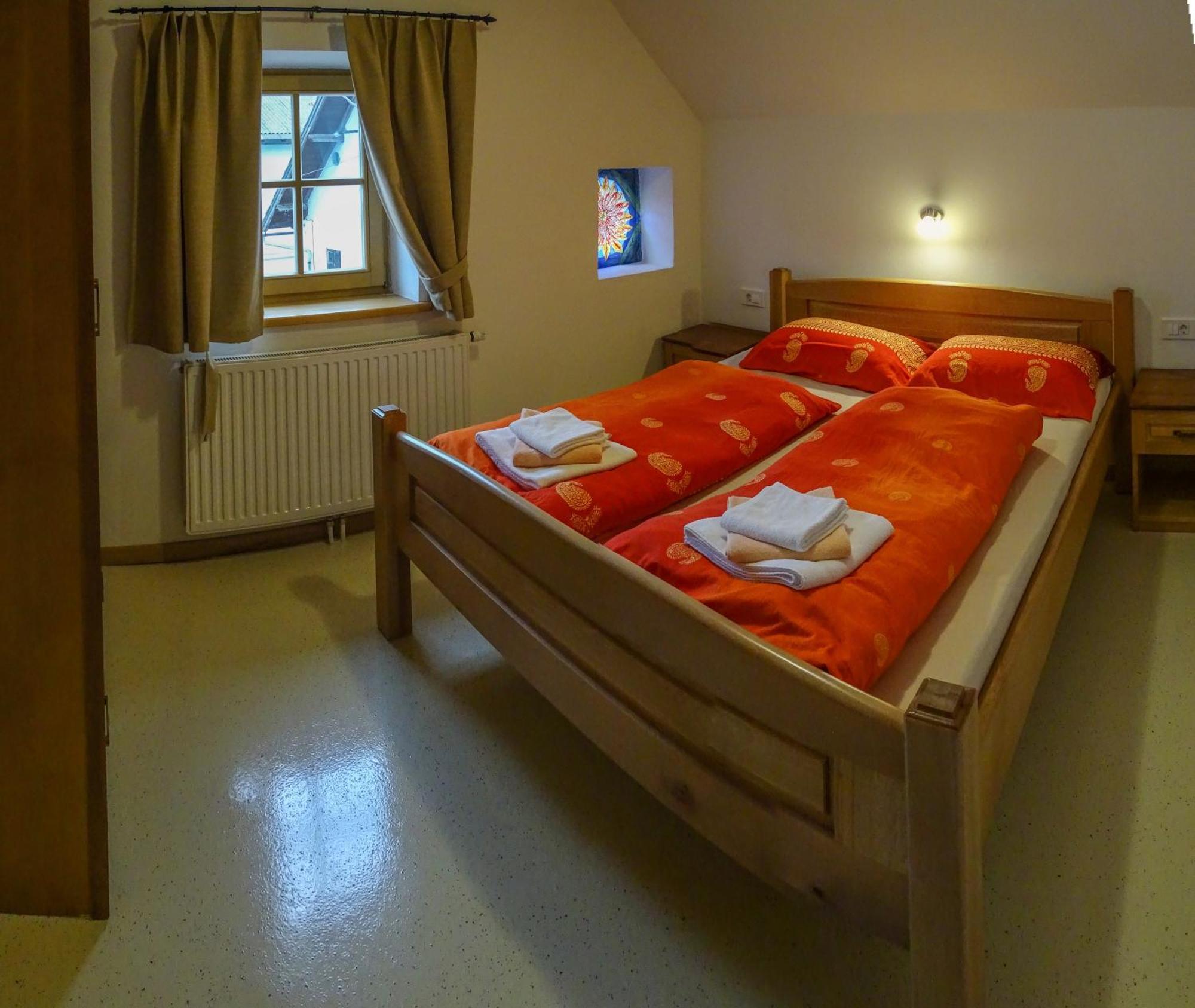 Apartmaji Pri Marodnu Bohinj Phòng bức ảnh