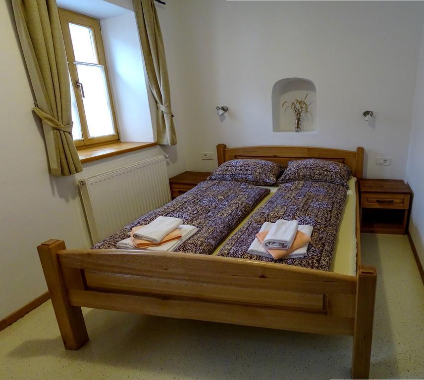 Apartmaji Pri Marodnu Bohinj Ngoại thất bức ảnh