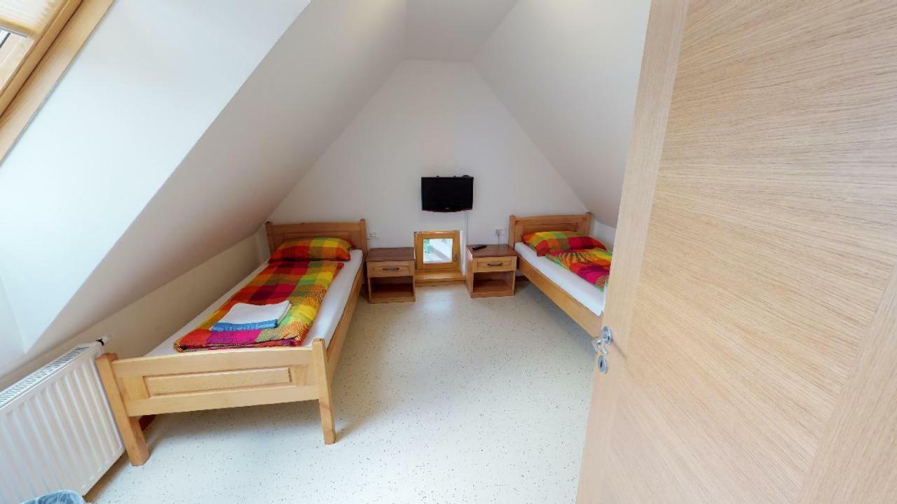 Apartmaji Pri Marodnu Bohinj Ngoại thất bức ảnh