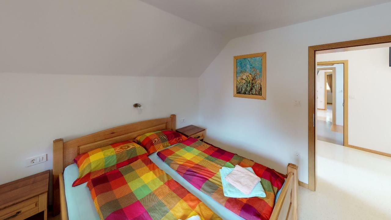 Apartmaji Pri Marodnu Bohinj Ngoại thất bức ảnh